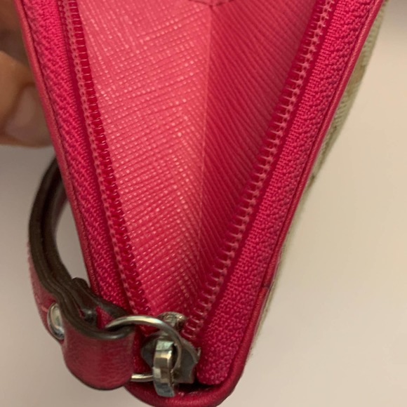 Coach Tan Signature Monogram & Hot Pink Leather Wallet/ Wristlet. Great Size.EUC - Picture 6 of 6
